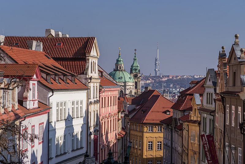 Μικρή Πόλη της Πράγας - γραφική οδός Νέρουντοβα